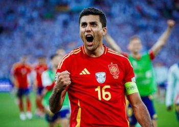 Chuyển sang Villarreal