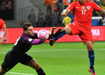 Rủi ro và lợi ích của việc đặt cược bóng đá